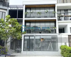 Hot! Giá cực tốt - Cho thuê sàn văn phòng trống suốt - dtsd~150m2, style cửa kính cực thoáng