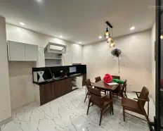 Cho thuê nhà phố Hoàng Minh Đạo - Bồ Đề - gara oto vừa ở vừa kinh doanh đối diện BV Tâm Anh 16tr