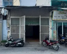 Cho thuê nhà xưởng có điện 3 pha hẻm xe tải 1358/ Quang Trung P14 Gò Vấp 5m x 20m
