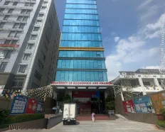 Cho thuê mặt bằng 120m2 tòa UEF Building, quận Bình Thạnh, giá siêu tốt