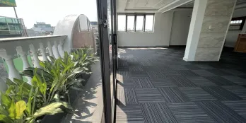 Mặt bằng văn phòng 120 m2, lầu 4 trung tâm Quận 10, sẵn trống giao ngay trong tháng!
