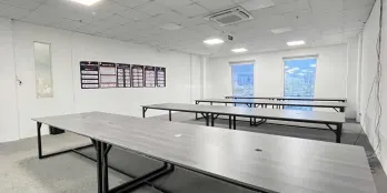 Tân Bình- Văn phòng lớn giá tốt: 200m2 chỉ từ 45 triệu/tháng.