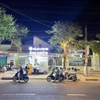Cho thuê nhà mặt tiền 583B Trần Quang Diệu, An Thới, Bình Thuỷ Cần Thơ đối diện cửa hàng giày Bitis