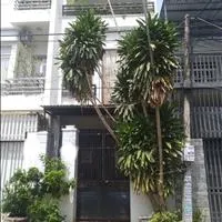 Cho thuê nhà nguyên căn, gần biển, đường Nguyễn Phi Khanh, phường Vĩnh Hoà, Nha Trang