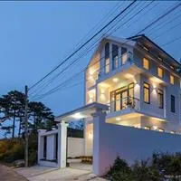Cần Bán Căn Villa Toạ Lạc Tại KQH An Sơn, P4 nay là P. Xuân Hương - Đà Lạt 212m2