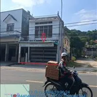 Nhà mặt tiền Châu Thị Tế, Núi Sam, Châu Đốc, gần Chù bà , tiện kinh doanh .