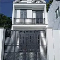 CHỈ:2 tỷ 070 triệu có nhà 1 trệt 1 lầu 83m2 sổ hồng riêng hoàn công cầm tay tai mỹ hạnh nam