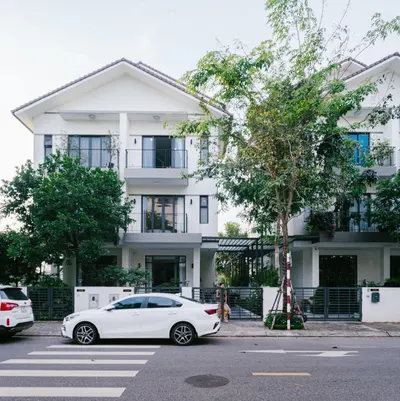 Cho thuê biệt thự Vinhomes Thăng Long – Full nội thất – Không gian sống xanh, yên tĩnh