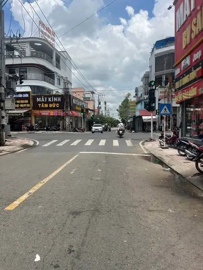 Nhà mặt tiền Vĩnh Long - Vừa ở vừa kinh doanh, hốt bạc tỷ