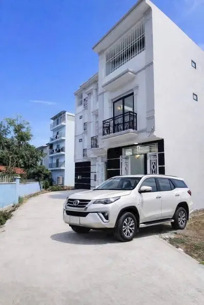 Bán nhà Chương Mỹ thành phố Hà Nội, thiết kế 4 phòng ngủ ôtô đỗ cửa