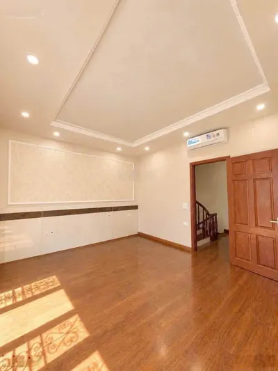 Em cần cho thuê nhà phân lô Văn Phú Hà Đông