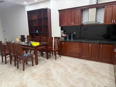 Cho thuê nhà phân lô Dịch Vọng Cầu Giấy - 50m x 4 tầng - Full đồ ngõ ô tô - 18tr/tháng 085••••36