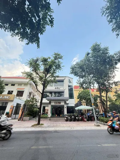 Cho thuê nhà mặt tiền 6B Lê Quý Đôn Quận 3 DT 12x30m vị trí vàng kinh doanh F&B, giá 300tr/tháng