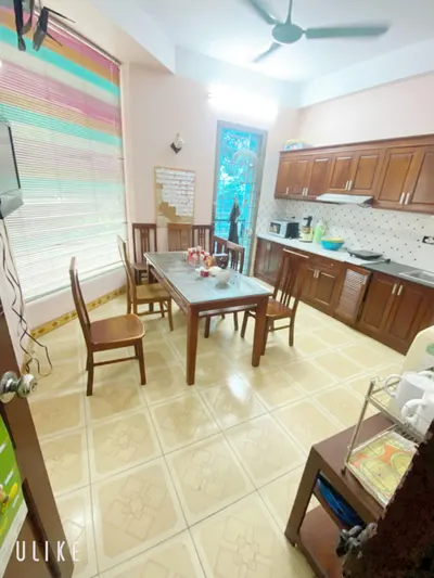 Cho thuê nhà Văn Yên, cạnh Nguyễn Khuyến - Văn Quán. DT 80m2, 5 tầng lô góc. Ô tô đỗ quanh nhà
