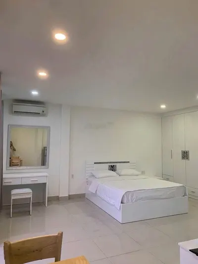 Cho thuê nhà phố Phú Mỹ Hưng Q7, 111m2, thang máy, 9 phòng + mặt bằng kinh doanh, 78tr/th