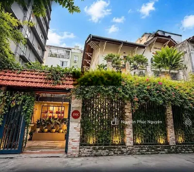 Cho thuê nhà Hai Bà Trưng Q1, 12x20m (240m), trệt 1 lầu, giá 100tr