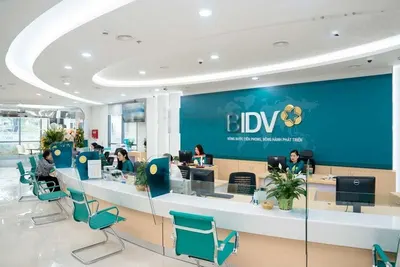 Cho thuê tòa nhà mặt tiền Phan Đăng Lưu, Phú Nhuận, DTSD 900m2, trệt 4 lầu