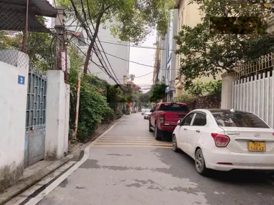Cho thuê nhà nguyên Ngọc Thụy, ô tô, lô góc, DT 65m2, vừa ở vừa làm VP, spa