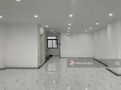 Cho thuê shophouse Nguyễn Thị Nhung, nhà siêu đẹp, DT 7x20m, nhà 1 trệt 5 lầu