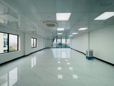 Chính chủ còn trống 1 Văn Phòng 100m2 tại Khuất Duy Tiến, Thanh Xuân cho thuê 15 triệu view thoáng