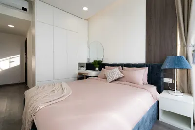 Cho thuê căn hộ Riva Park Q4 DT 90m2 (3pn/2wc) giá 17tr/tháng LH : 093••••25 Hương