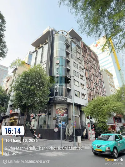 Cho thuê toà nhà góc 2 mặt tiền 12 Lê Thánh Tôn, Quận 1, DT: 15x9,5m, hầm, 10 tầng, PCCC đầy đủ.