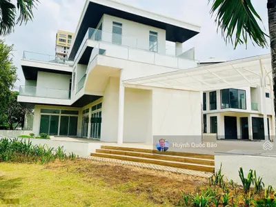 Chính chủ cần bán full rổ hàng biệt thự Lucasta 3 tầng song lập từ 25 - 26 tỷ, đơn lập giá 39 tỷ