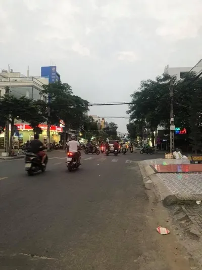 Cho thuê nhà MT đường Số 1, khu Tên Lửa, DT 4x20m, 3.5 tấm, 25 triệu/tháng. KD sầm uất