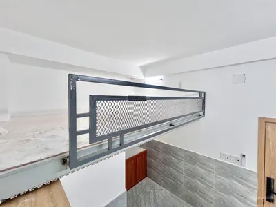 Phòng trọ sinh viên mới 100% đi bộ qua IUH - Sẵn máy lạnh, free xe - Cửa khoá từ ra vào an ninh