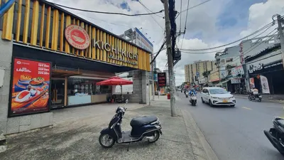 Cho Thuê Nhà Nhà Góc 2MT Phan Huy Ích, DT: 10m x 30m, Tân Bình