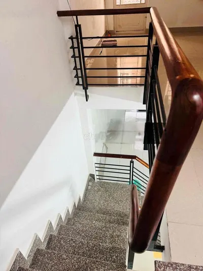 Cho thuê nhà 637 Quang Trung 2PN, 1WC giá 8tr/Tháng