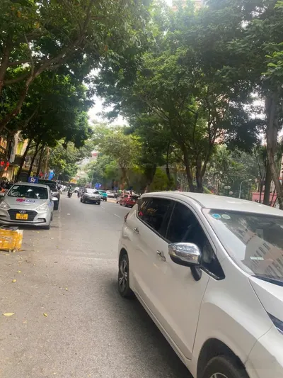 Cho thuê mặt bằng 161 m² phố Nguyễn Thị Định