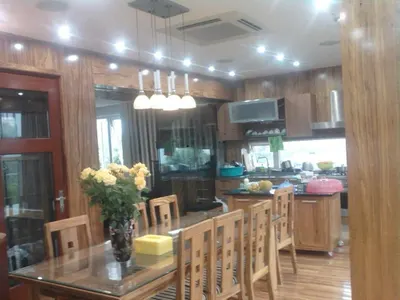 Cho thuê nhà riêng Xuân Phương có sân vườn 150m2, nhà 3 tầng xây 70m2, 80m2 sân vườn