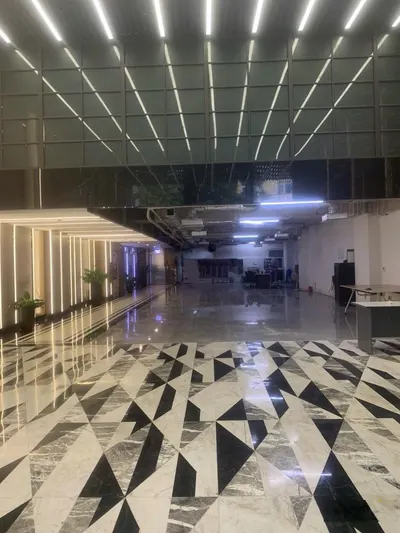 Cho thuê nhà mặt phố Đội Cấn, DT 230m2, MT 10m, Giá 120tr, LH 096••••56