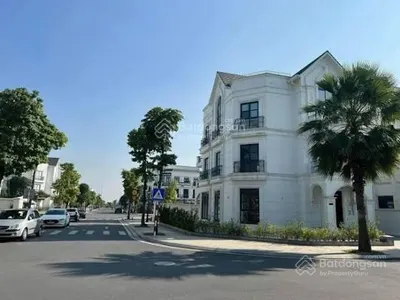 Quỹ căn bt vinhomes cổ loa giá gốc từ cđt vinhomes. 90m2 giá 13 tỷ. 120m2 giá 19 tỷ. 212m giá 50 ty