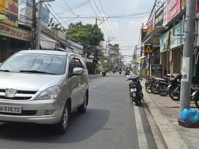 Cần bán nhà sổ riêng khu dân cư hiện hữu Long Hậu 1.35 tỷ