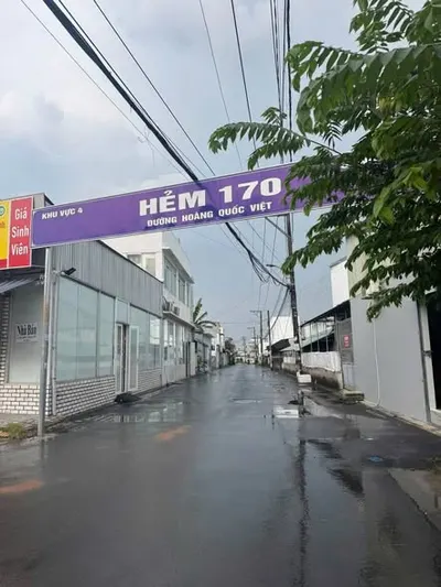 Cho thuê nhà mới mặt tiền hẻm Hoàng Quốc Việt, đường rộng, ô tô đi lại thoải mái