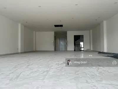 Cho thuê toà nhà đường Trương Văn Bang,DT 8x20m,Hầm 7 tầng mới 100%.Giá 230tr/th.Lh Quân 090••••09