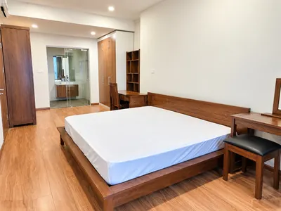 Em cho thuê căn 3PN rộng 150m full đồ tại Discovery, giá chỉ 22 triệu/tháng, vào được luôn