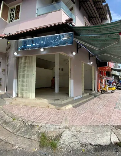 Cho thuê góc 2 MTKD Văn Cao - 8x8m vị trí đẹp, tiện mở cửa hàng, tiệm thuốc, tiệm tóc, spa