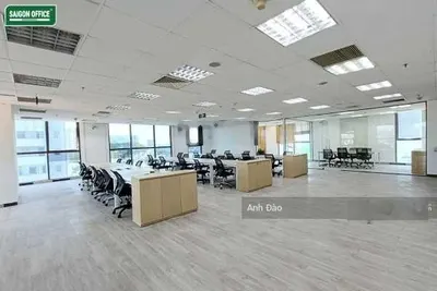 Cho thuê tòa nhà góc 2MT đẹp trung tâm Quận 4 - Hoàng Diệu, Khánh Hội, Quận 4