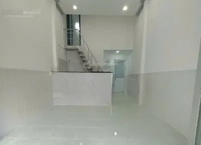 Cho thuê nhà nguyên căn hẻm xe hơi ngay Đại Học Văn Lang, Gò Vấp - 9tr5 - 2PN