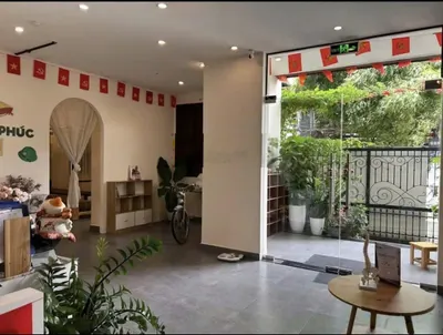 Cho thuê tòa nhà Hai Bà Trưng Quận 3, trệt 2 lầu DTSD ~900m2