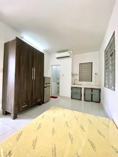Phòng cho thuê full nội thất giá siêu mềm, đẹp rẻ, cửa sổ ánh sáng ngay hẻm 502 Huỳnh Tấn Phát Q7