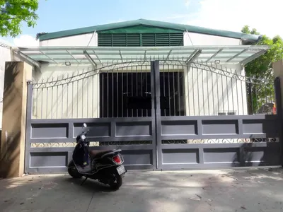 Cho thuê kho xưởng 800m2. Giá 35 triệu/ tháng. Tại phường thuận giao/ thuận an/ HCM