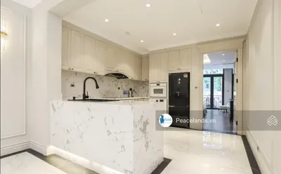 Cho thuê căn hộ 3PN đủ đồ chung cư The Golden Palm Lê Văn Lương, giá 18tr/tháng, view đẹp