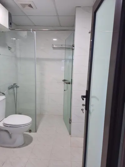 HOT! BQL Liễu Giai Tower 26 Liễu Giai cho thuê CHCC 100m2, 3PN đồ cơ bản 18 triệu/th, LH 091••••30