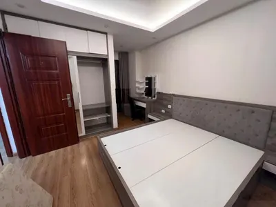 Cho thuê căn hộ 17T4 Trung Hòa Nhân Chính, DT 117m2, 2PN, full đồ đẹp, giá 15,5 triệu/tháng.
