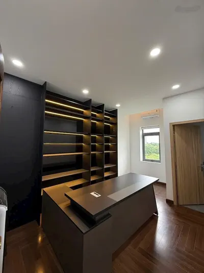Cho thuê: Nhà 1 trệt 2 lầu full nội thất, KDC Nam Khang Nguyễn Duy Trinh, P. Long Trường, Q9