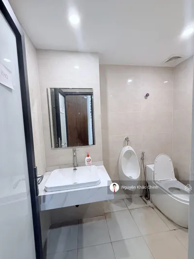 Cho thuê Nguyễn Quốc Trị, 140m2 x 7 tầng, thang máy, PCCC - VP, lớp học, KD
